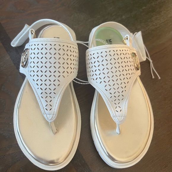 Michael Kors White and Gold Kids Sandals - Picture 2 of 4